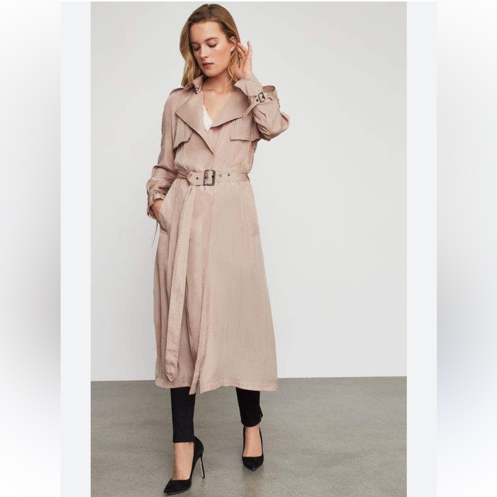 BCBG NWT Stylish Beige Trench Coat